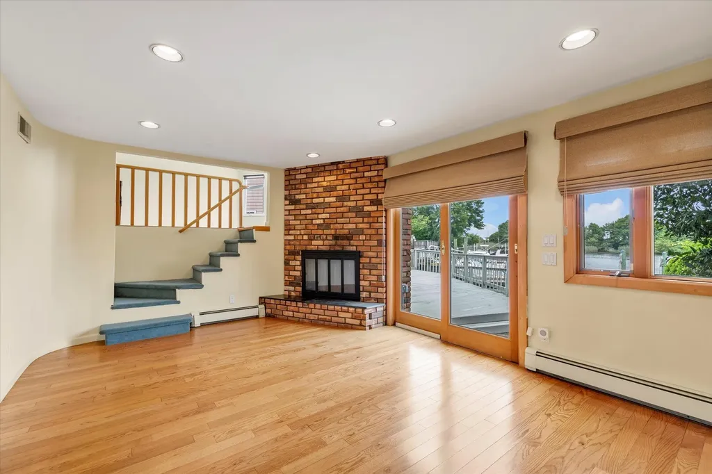 2917 Frankel Boulevard Merrick NY 11566