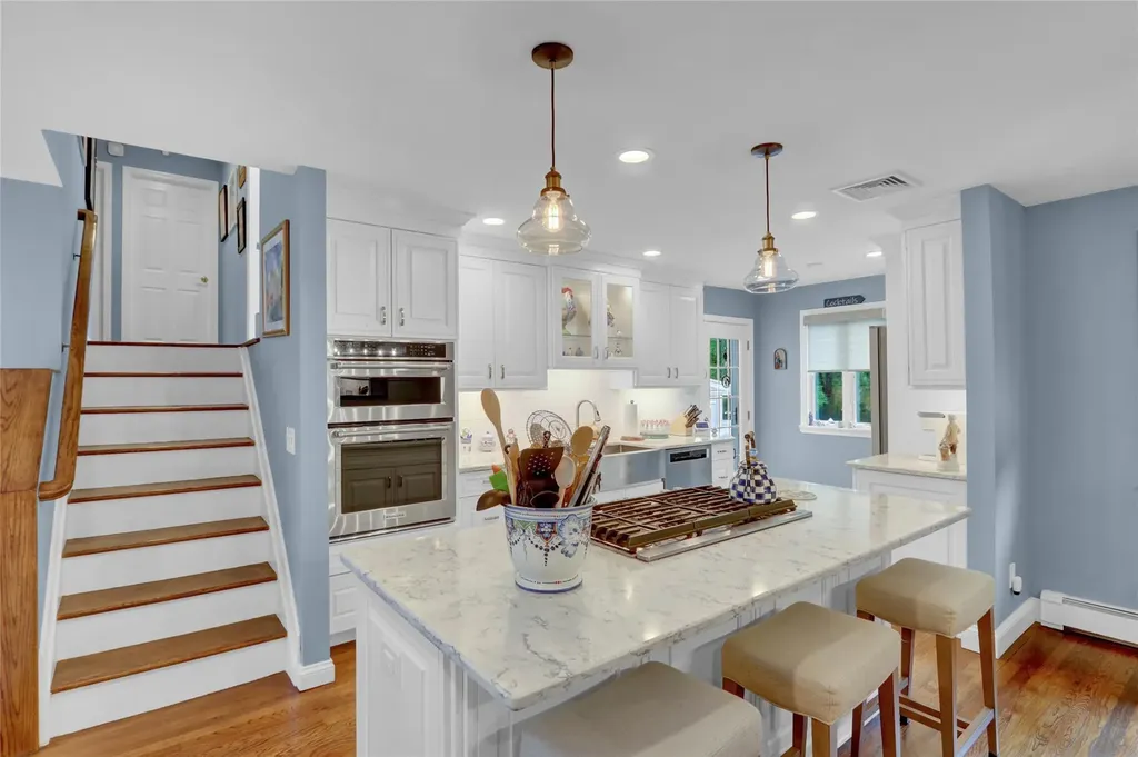 3236 Waterbury Drive Wantagh NY 11793