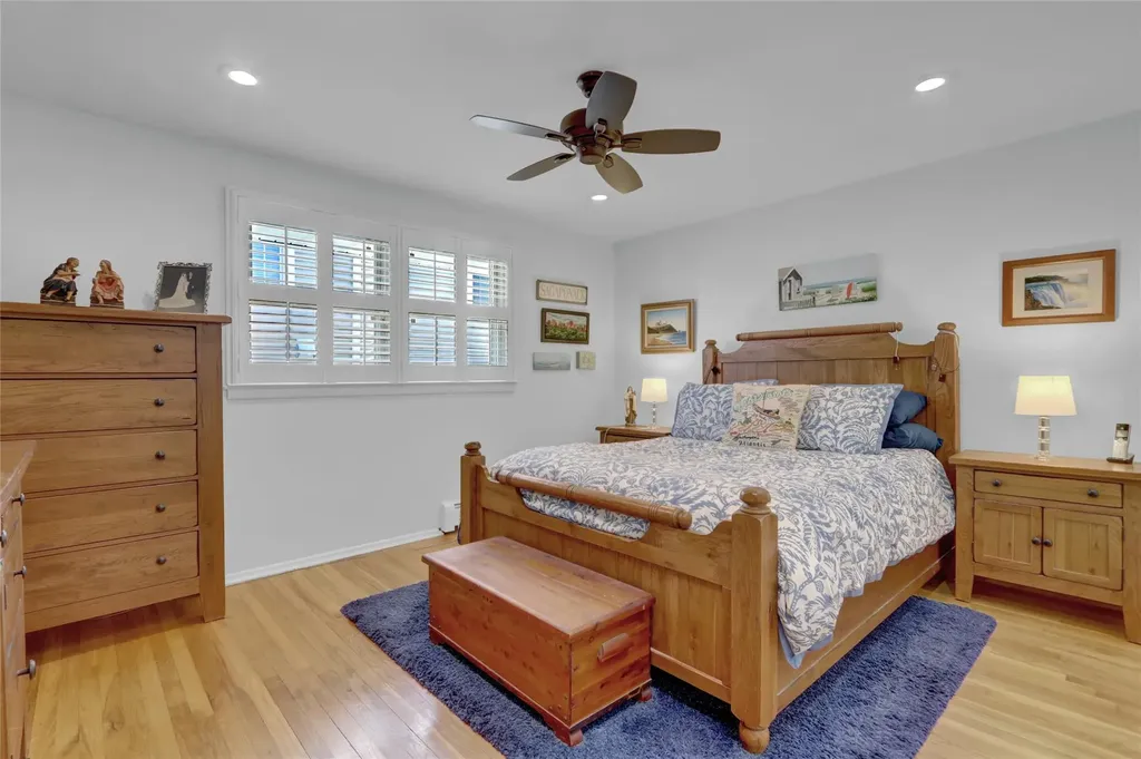 3236 Waterbury Drive Wantagh NY 11793