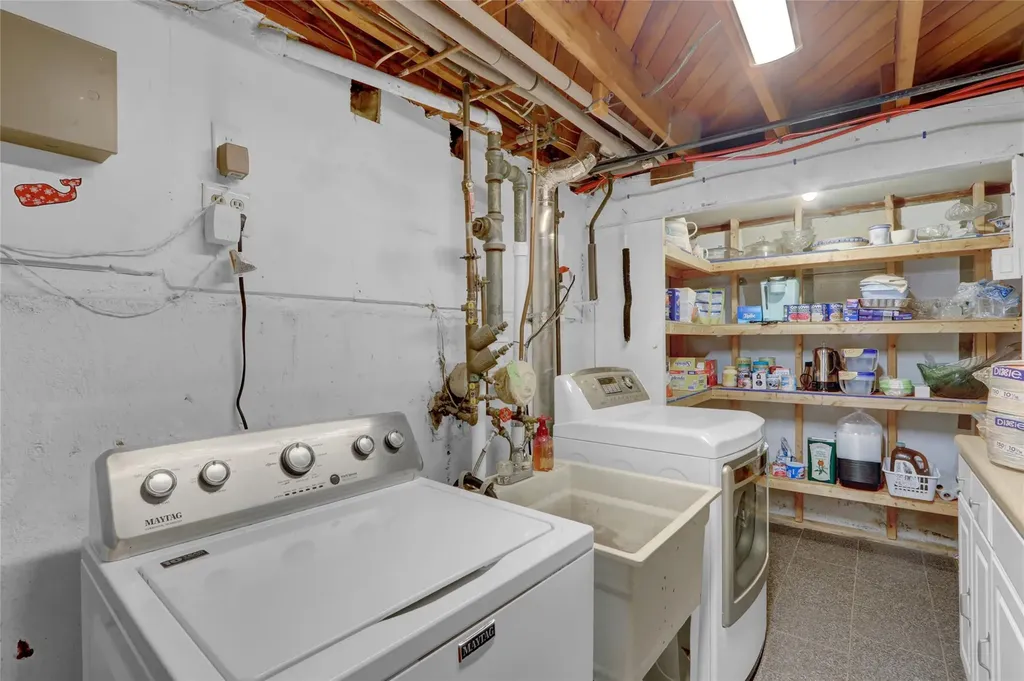 3236 Waterbury Drive Wantagh NY 11793