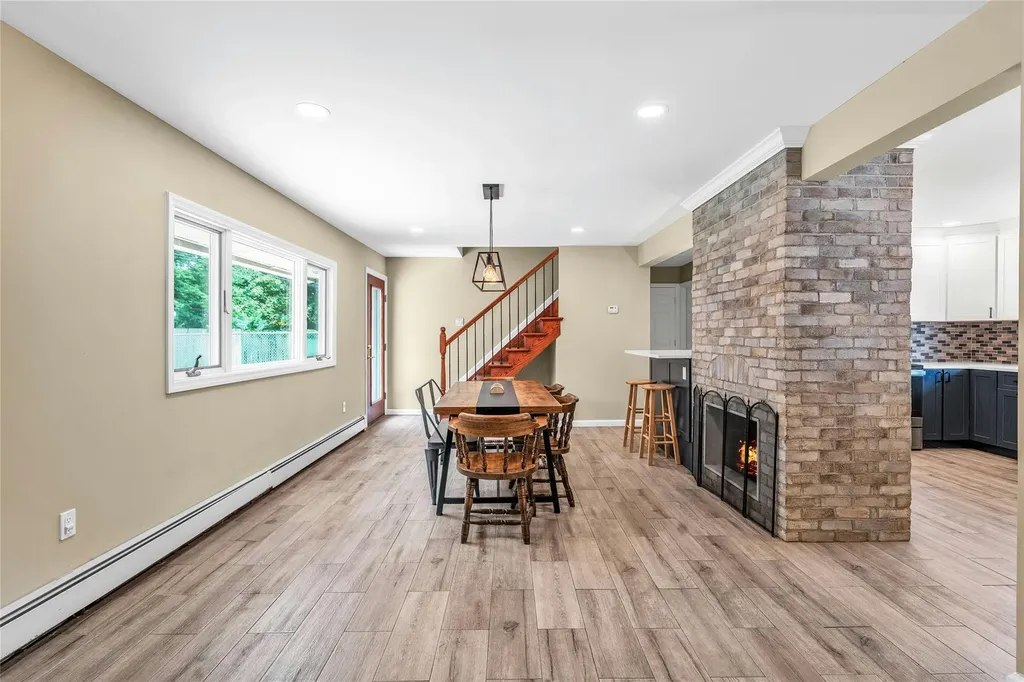 246 Willowood Drive Wantagh NY 11793