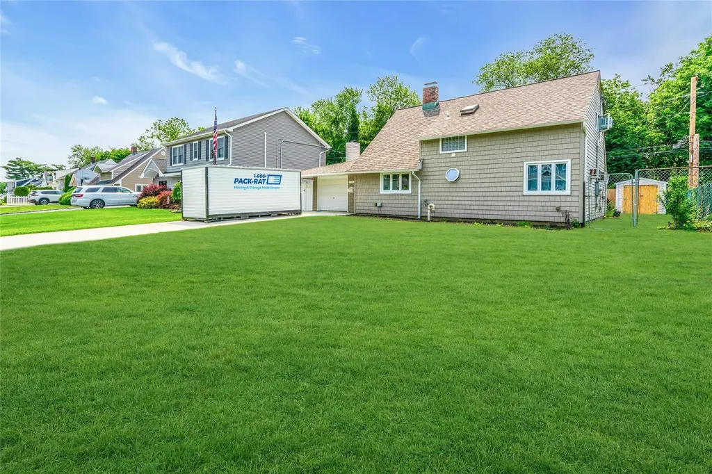 246 Willowood Drive Wantagh NY 11793