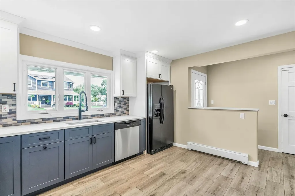 246 Willowood Drive Wantagh NY 11793
