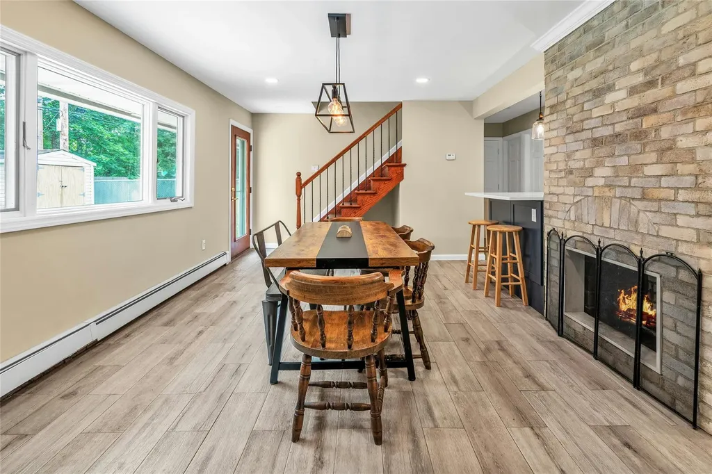 246 Willowood Drive Wantagh NY 11793