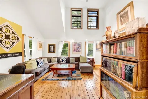 161 Goldens Bridge Road Katonah NY 10536