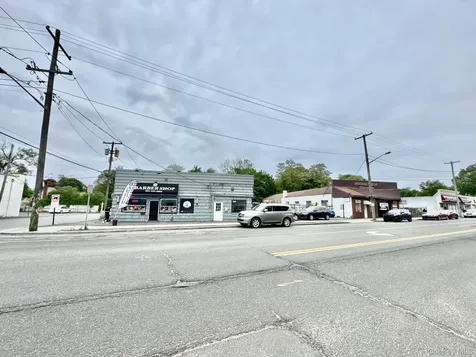 1969-1973 New York Avenue Huntington Station NY 11746