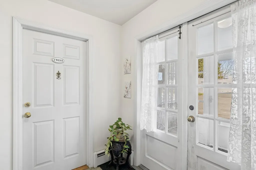 55075 Route 25 Southold NY 11971