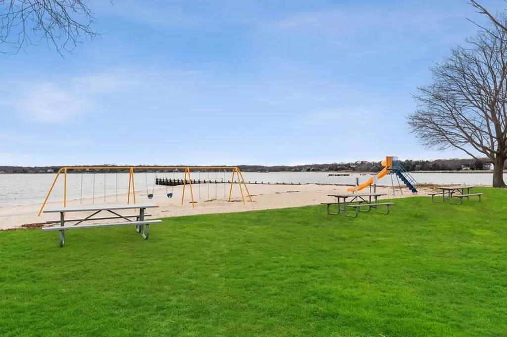 55075 Route 25 Southold NY 11971