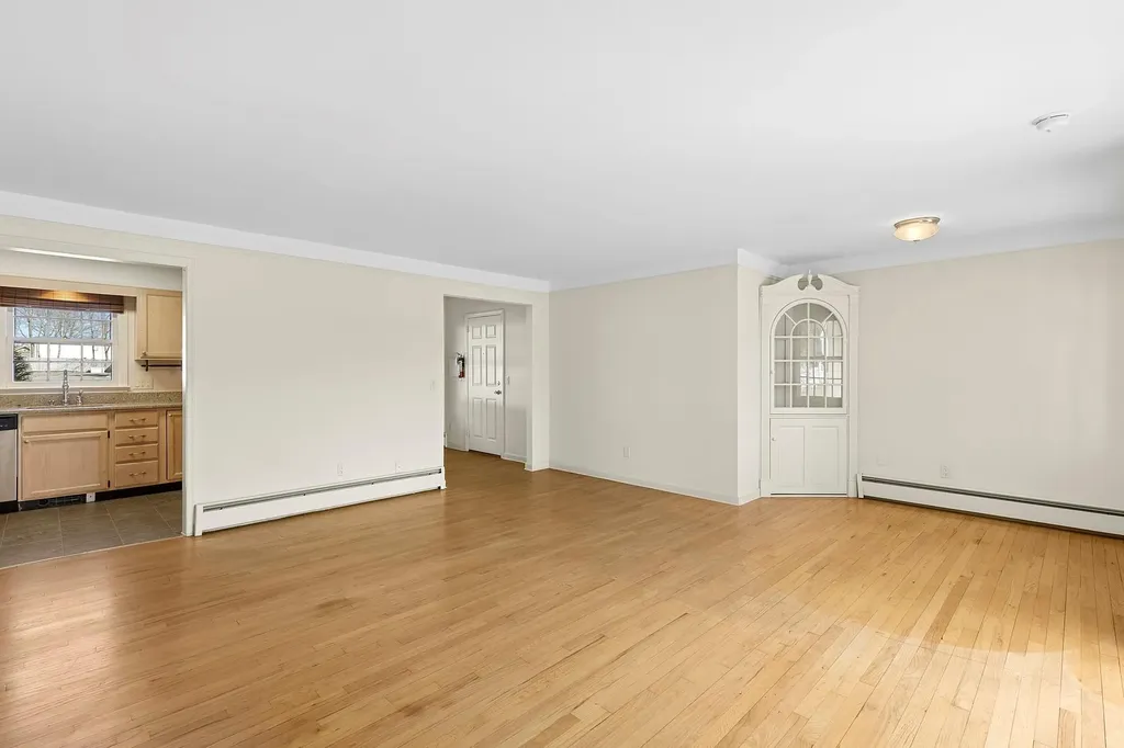 55075 Route 25 Southold NY 11971