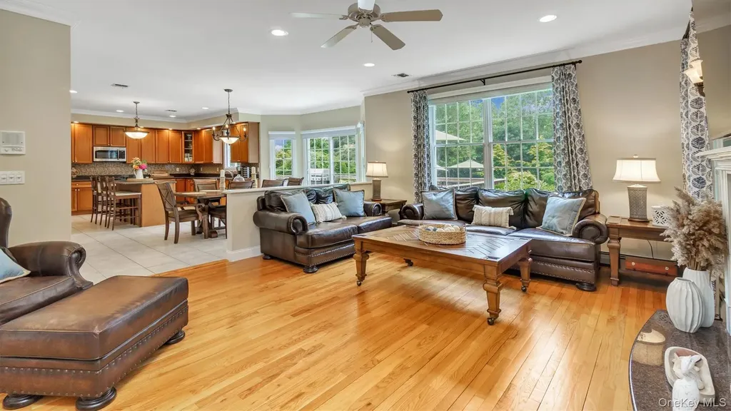1260 Water Terrace Southold NY 11971
