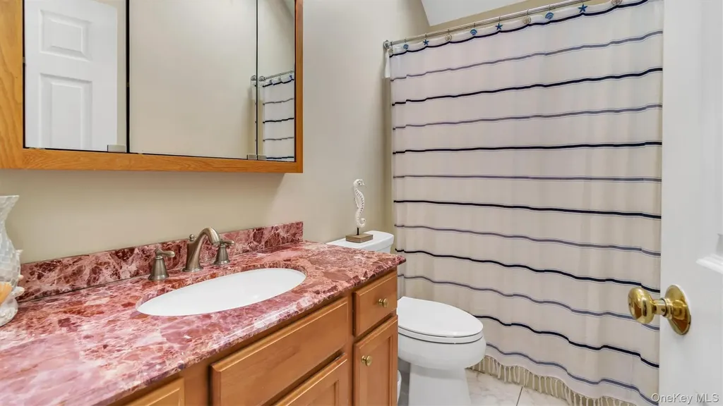 1260 Water Terrace Southold NY 11971