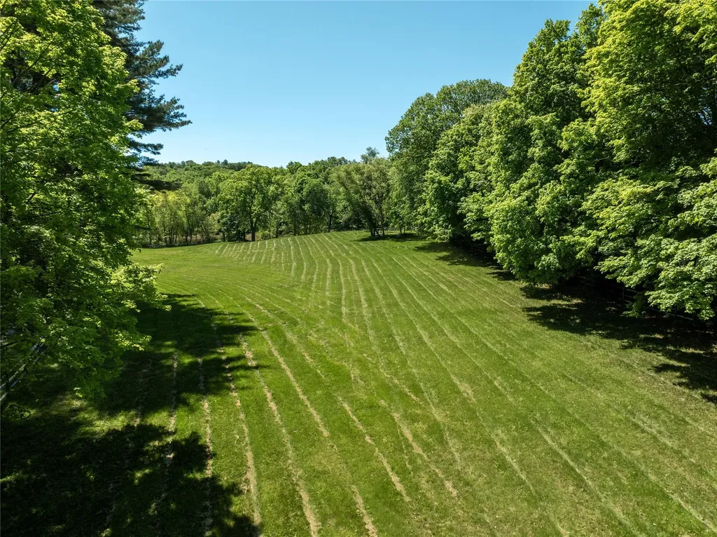 168 Todd Road Katonah NY 10536