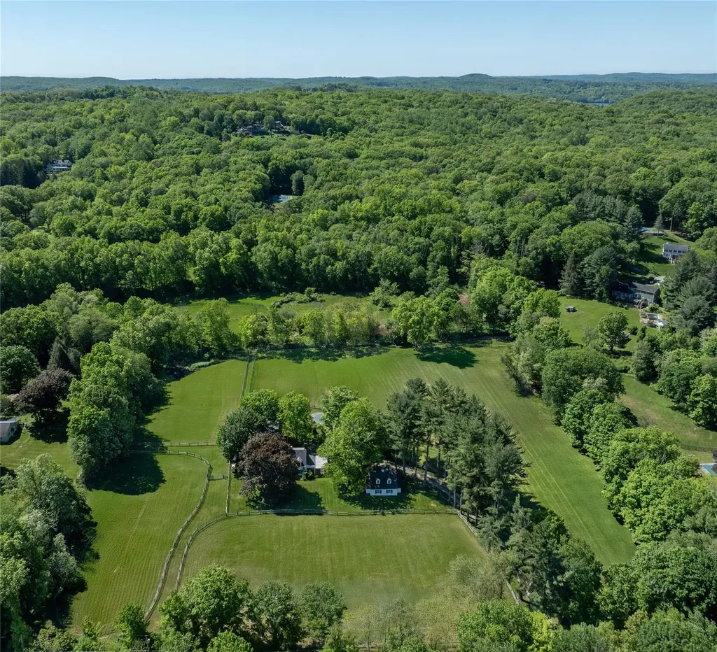 168 Todd Road Katonah NY 10536