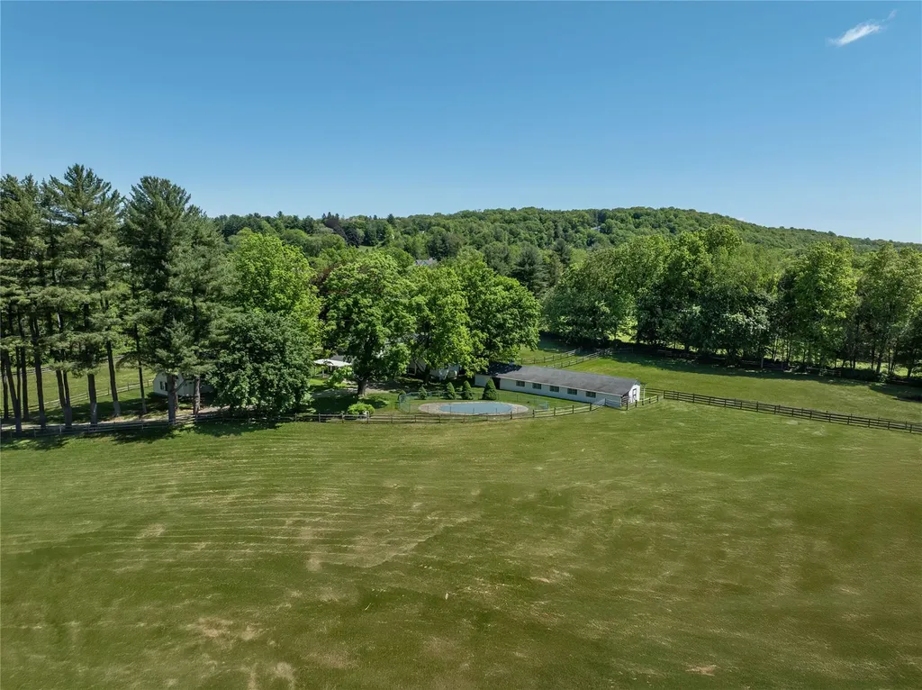 168 Todd Road Katonah NY 10536