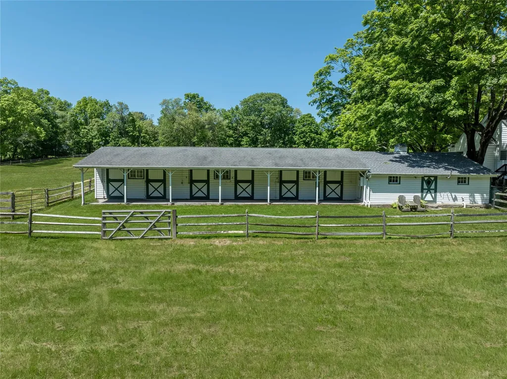 168 Todd Road Katonah NY 10536