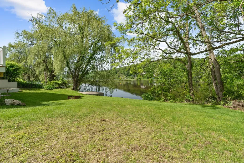 9 Putnam Drive Carmel NY 10512