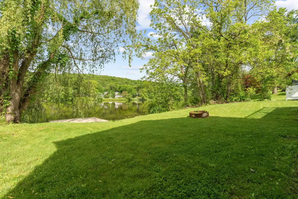 9 Putnam Drive Carmel NY 10512