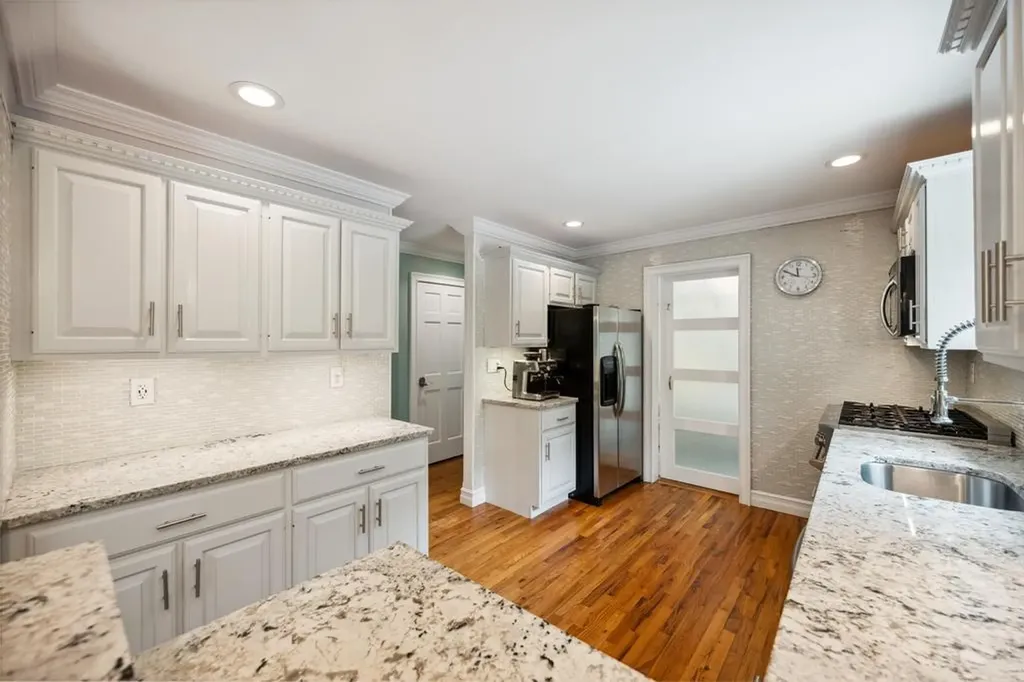 150 Hammond Lane Centereach NY 11720