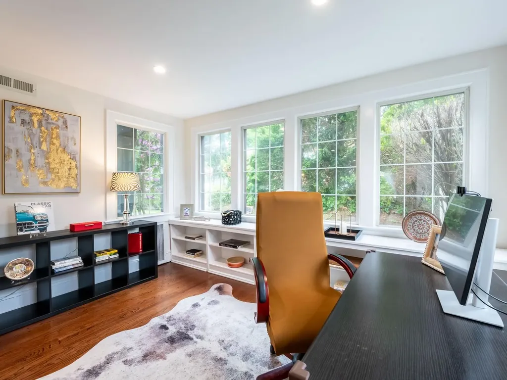 62 Webster Avenue Manhasset NY 11030