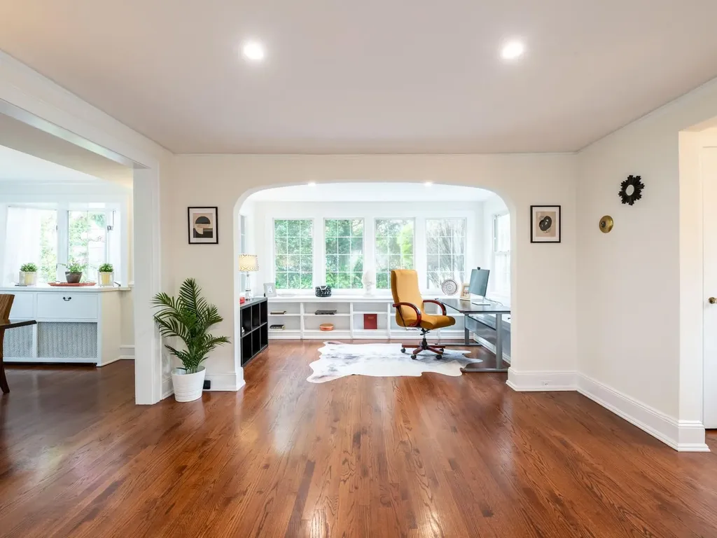 62 Webster Avenue Manhasset NY 11030