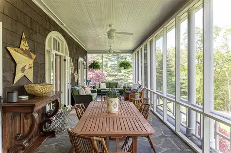 273 Elm Road Briarcliff Manor NY 10510