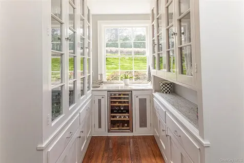 273 Elm Road Briarcliff Manor NY 10510