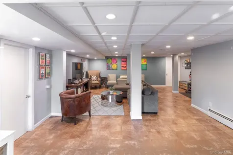 273 Elm Road Briarcliff Manor NY 10510