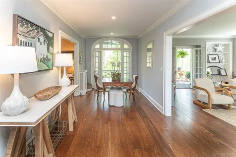 273 Elm Road Briarcliff Manor NY 10510