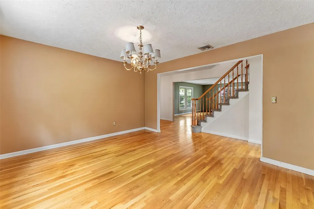 9 Stonehedge Drive West Nyack NY 10994