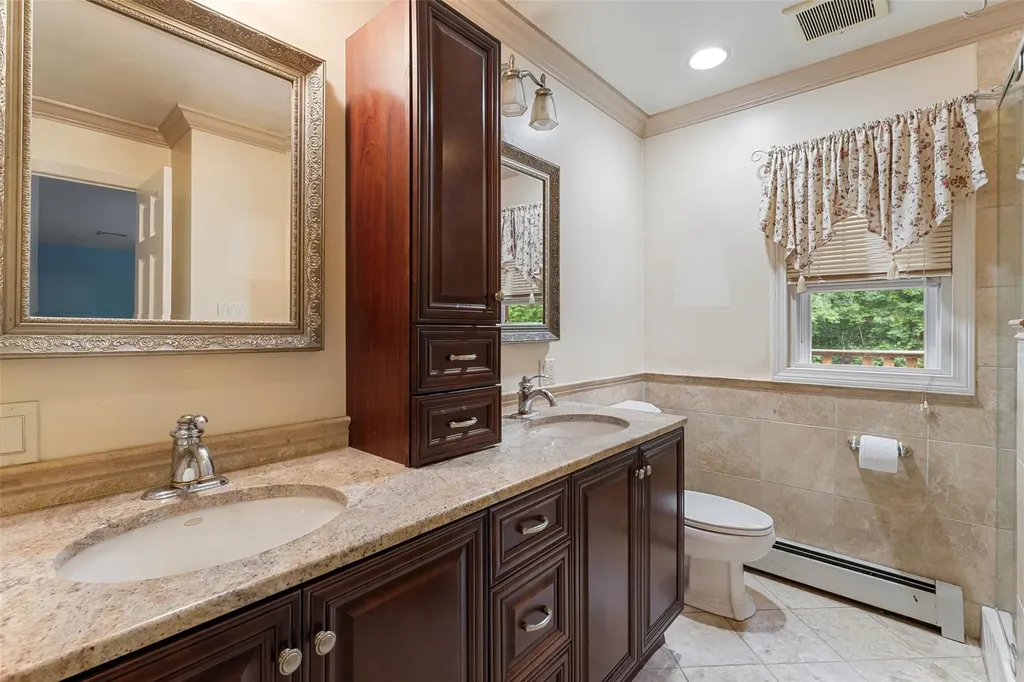 9 Stonehedge Drive West Nyack NY 10994
