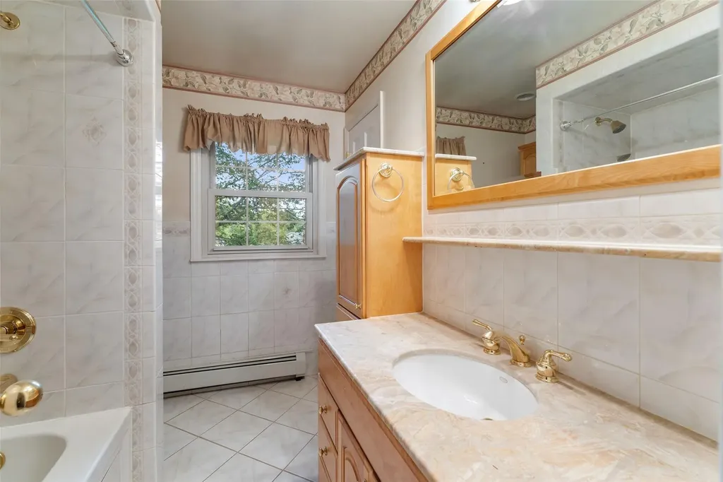 9 Stonehedge Drive West Nyack NY 10994