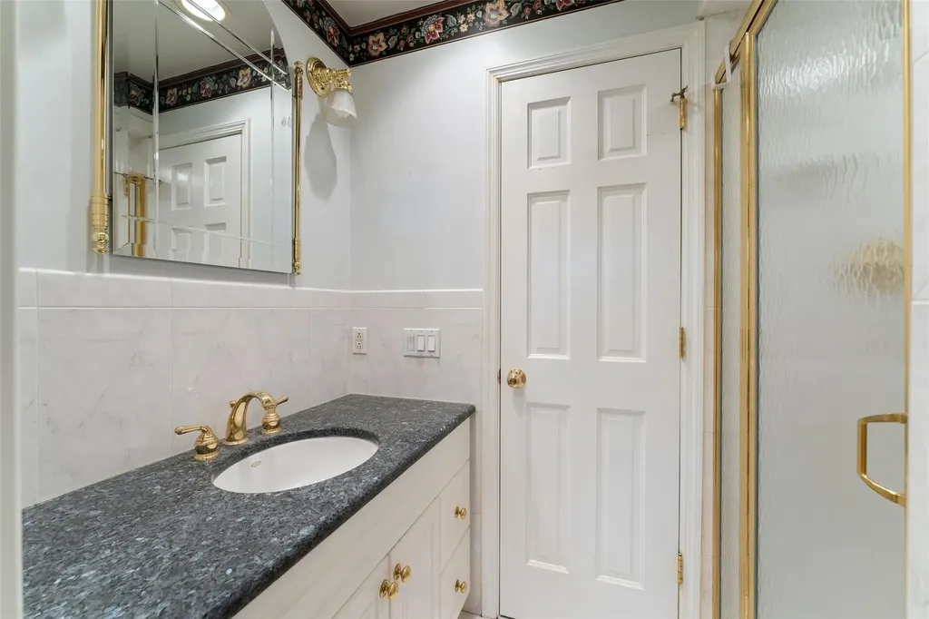 9 Stonehedge Drive West Nyack NY 10994