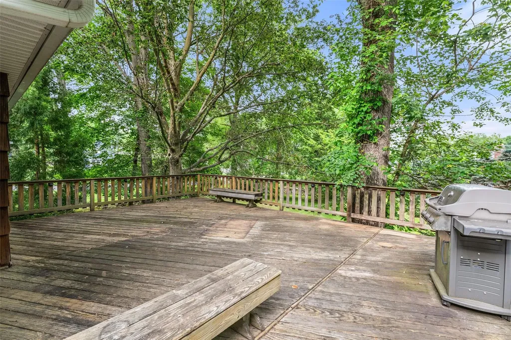 9 Stonehedge Drive West Nyack NY 10994