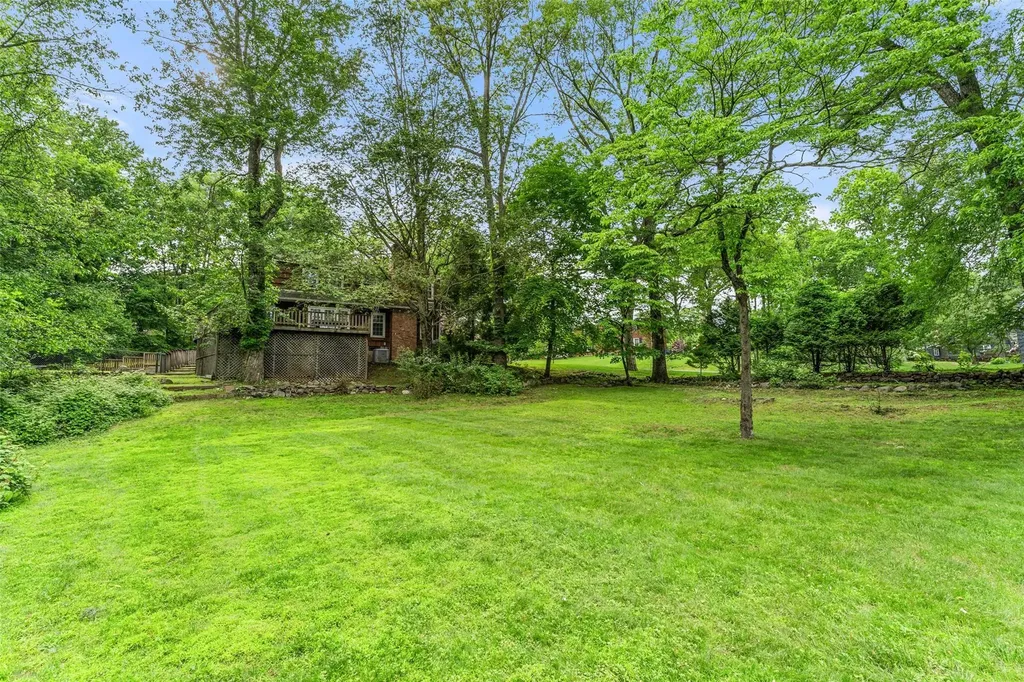 9 Stonehedge Drive West Nyack NY 10994