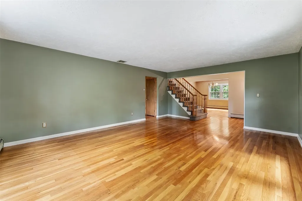 9 Stonehedge Drive West Nyack NY 10994