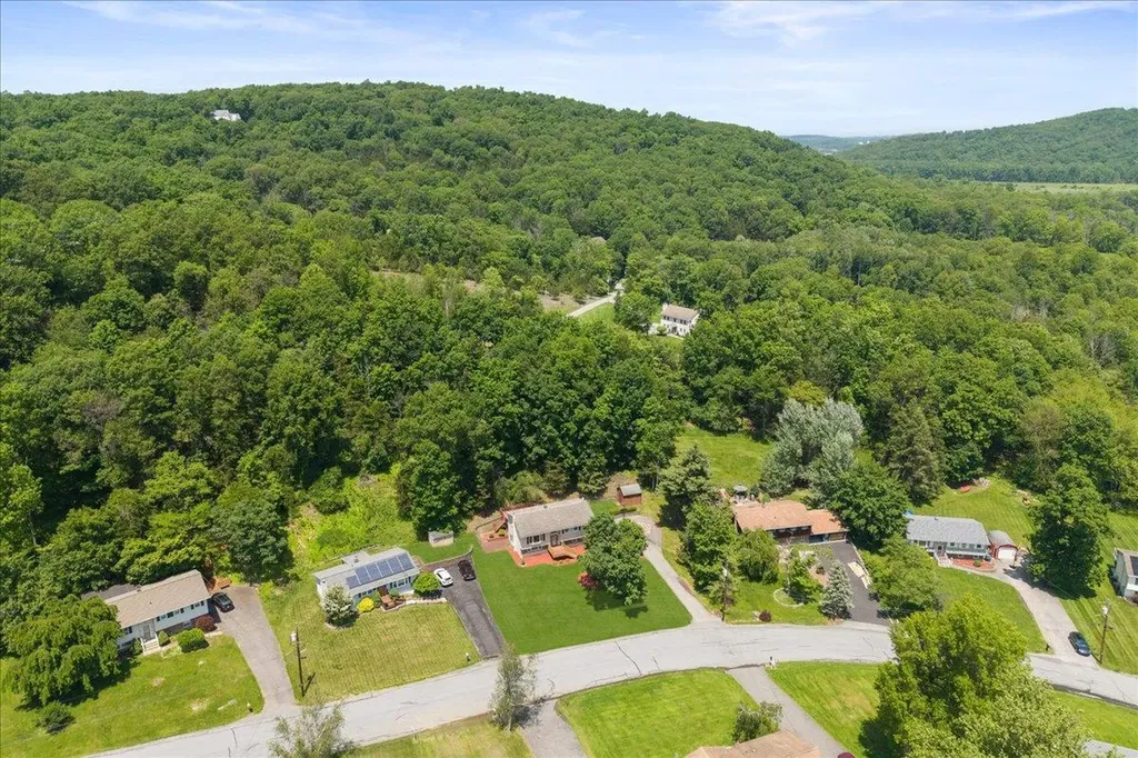 15 Mari Road Chester NY 10918