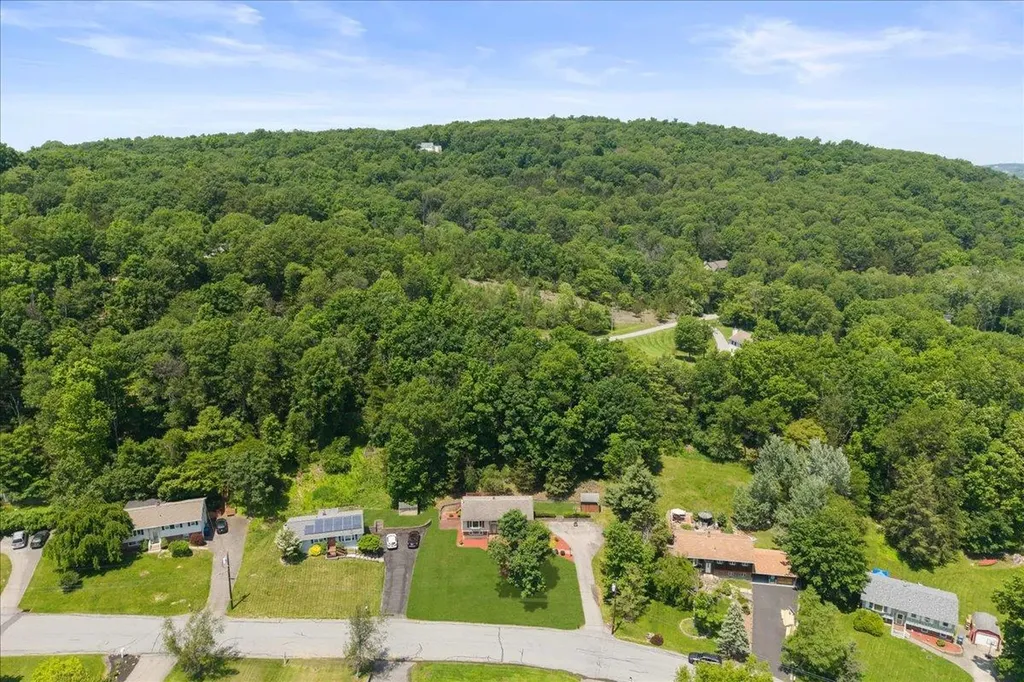 15 Mari Road Chester NY 10918