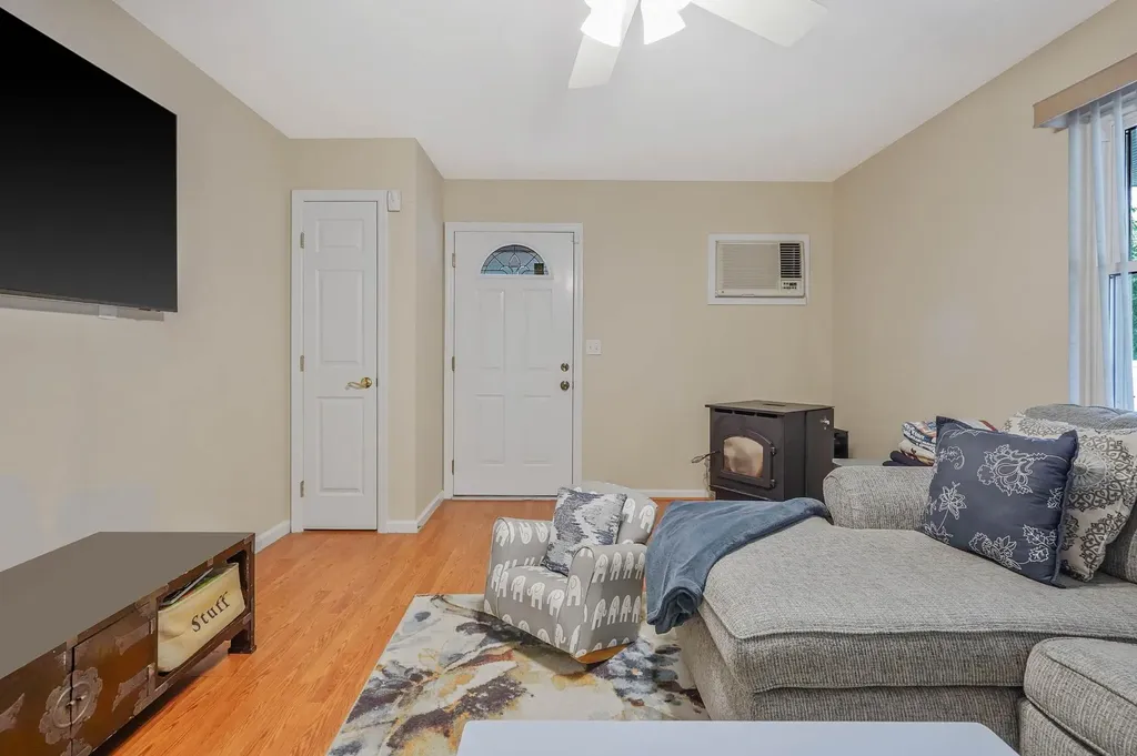 14 Arlington Street Patchogue NY 11772