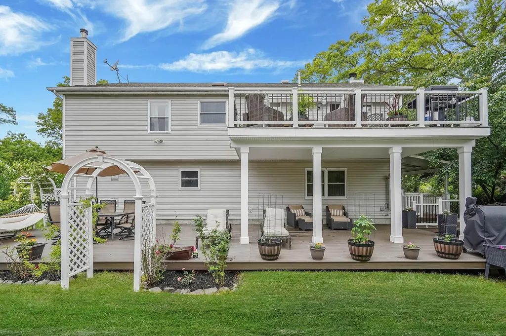 14 Arlington Street Patchogue NY 11772