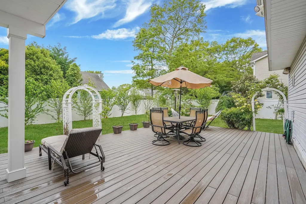 14 Arlington Street Patchogue NY 11772