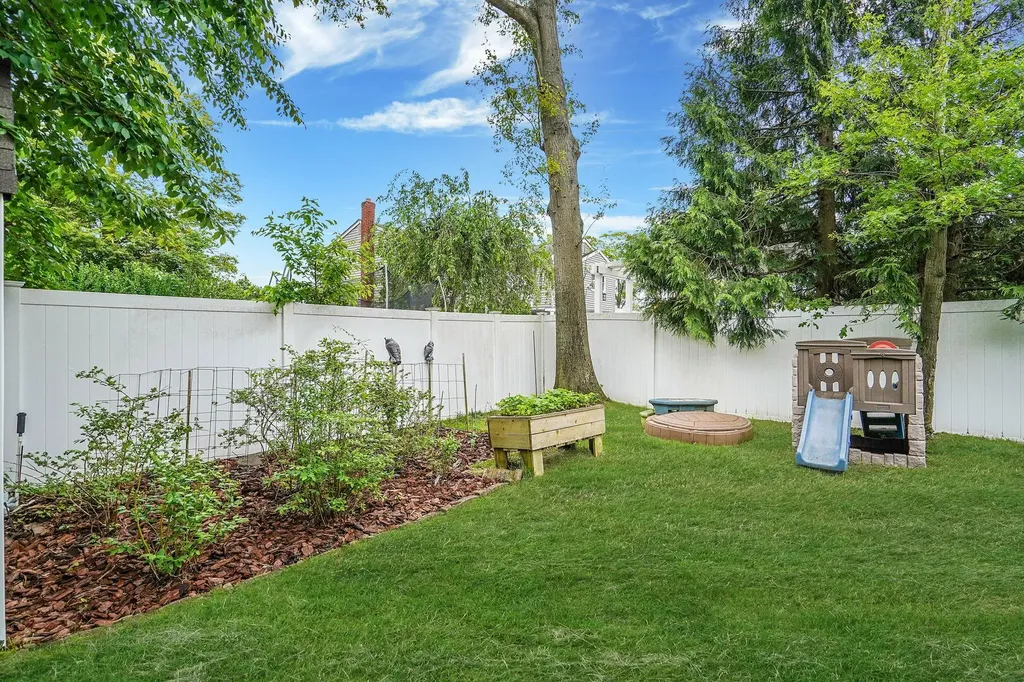 14 Arlington Street Patchogue NY 11772