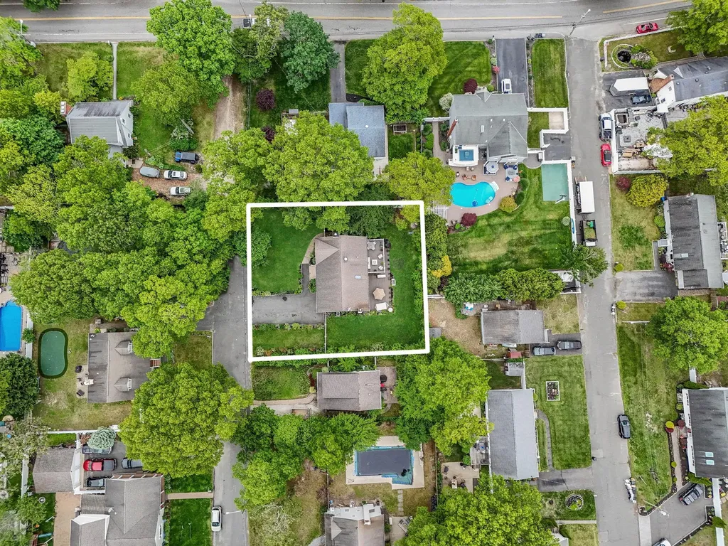 14 Arlington Street Patchogue NY 11772