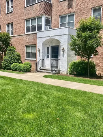 1 Bronxville Road Bronxville NY 10708