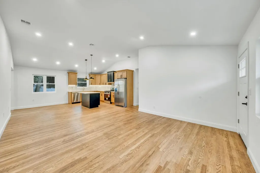 71 Selden Boulevard Centereach NY 11720