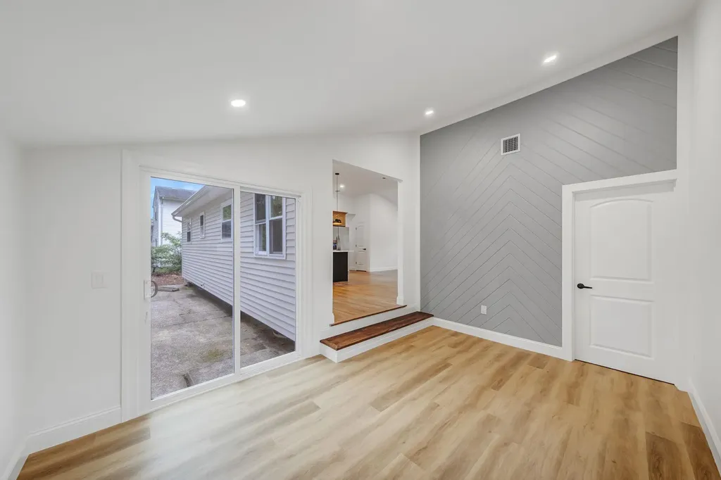71 Selden Boulevard Centereach NY 11720