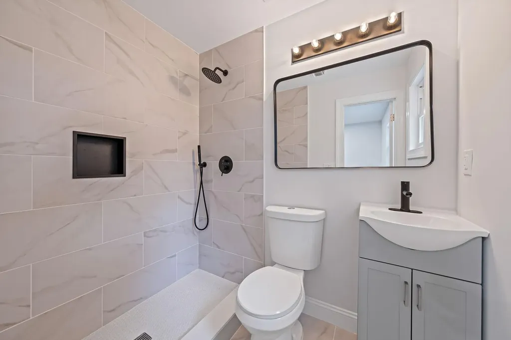 71 Selden Boulevard Centereach NY 11720