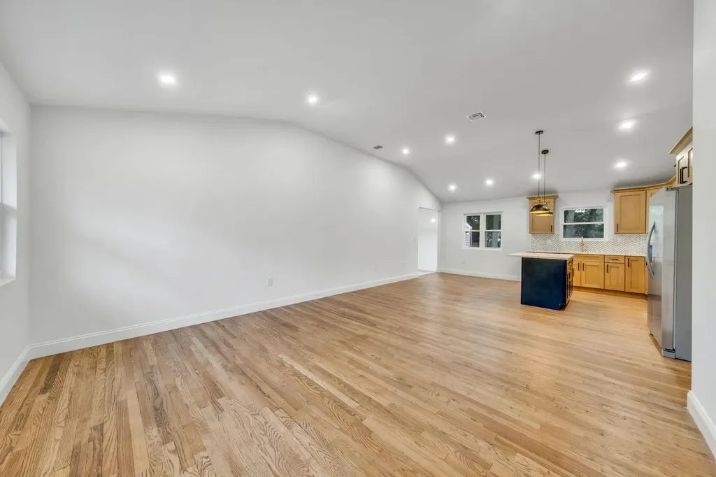 71 Selden Boulevard Centereach NY 11720