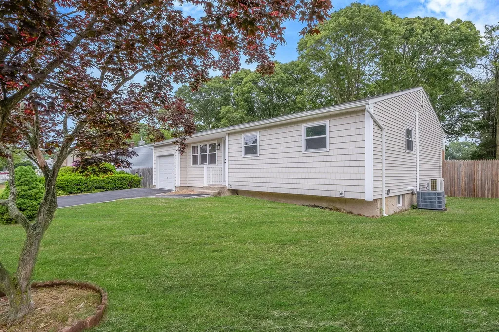 71 Selden Boulevard Centereach NY 11720