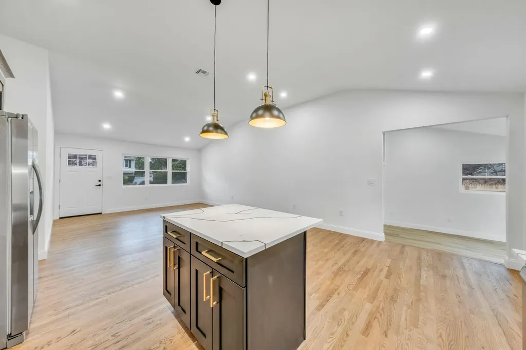 71 Selden Boulevard Centereach NY 11720