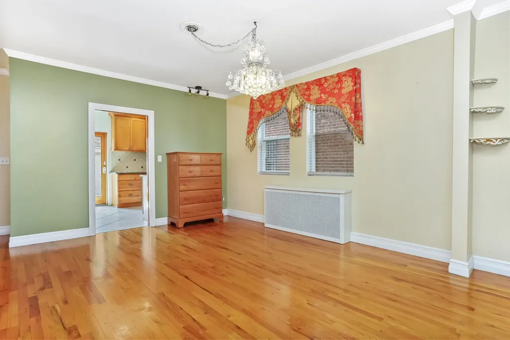 6050 Tyndall Avenue Bronx NY 10471